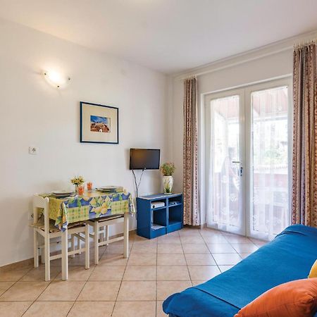 1 Bedroom Lovely Apartment In Rovinj Zewnętrze zdjęcie