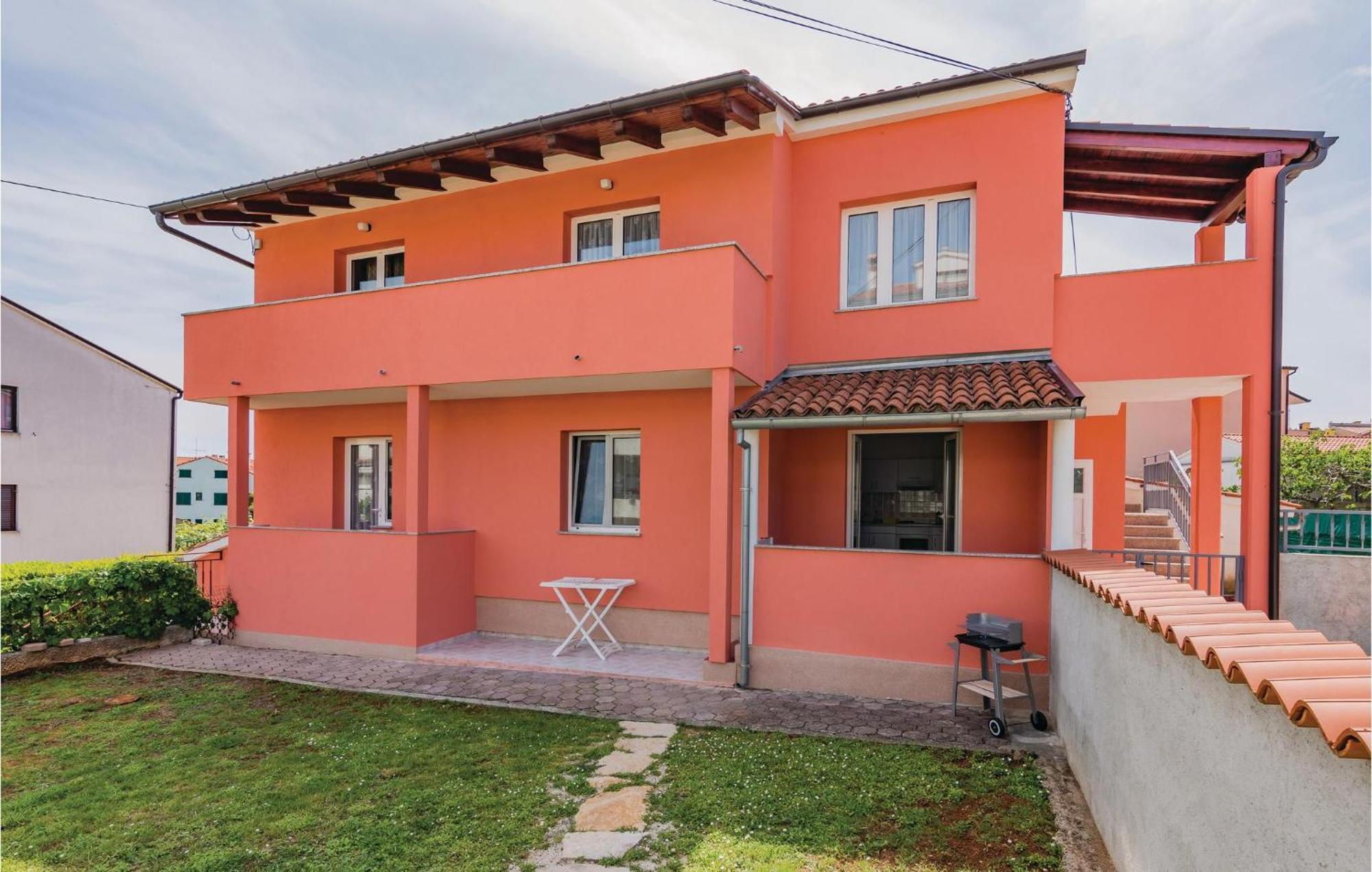 1 Bedroom Lovely Apartment In Rovinj Zewnętrze zdjęcie